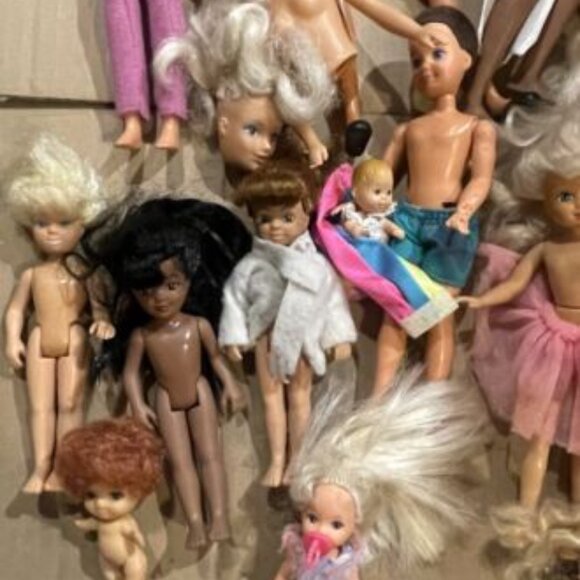 Vintage Lot of Dolls,, Remco, JPi Mattel - Picture 2 of 6